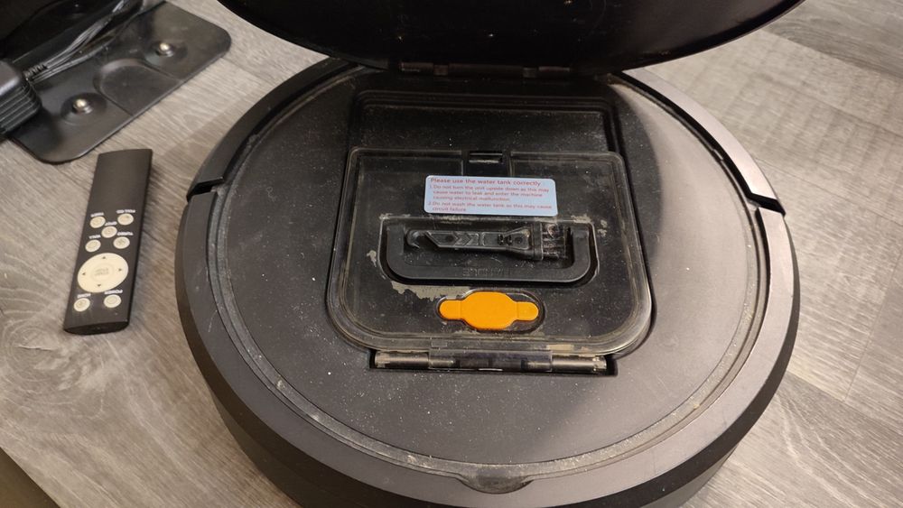 Робот пылесос i-bot