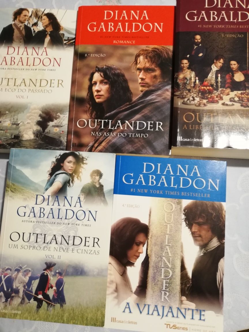 Livro Outlander de Diana Gabaldon