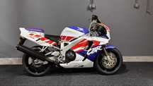 Honda CBR 900 RR
