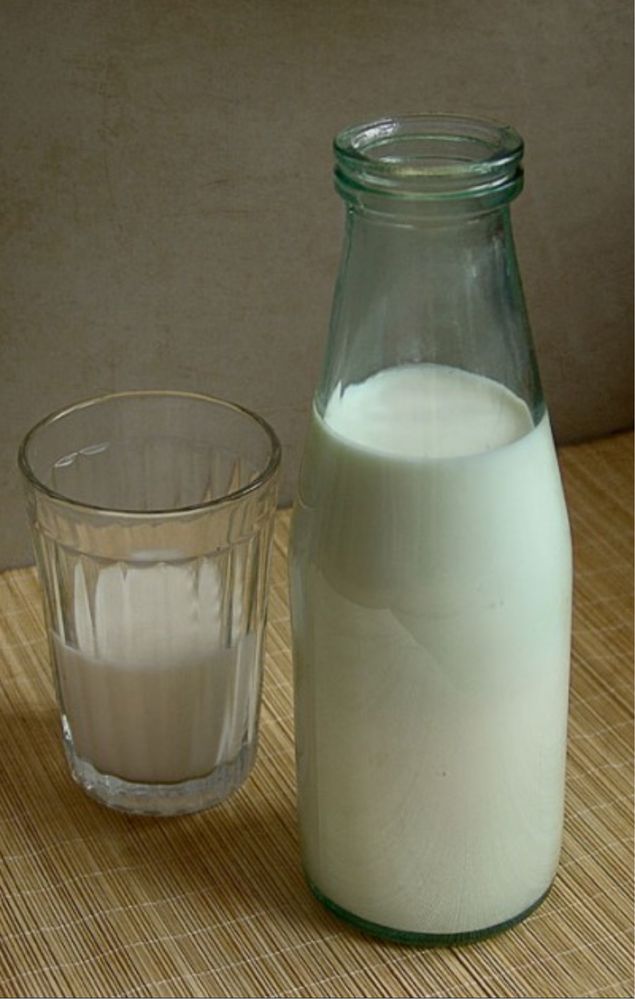 Mleko, twaróg, mozzarella, masło, jaja, ziemniaki
