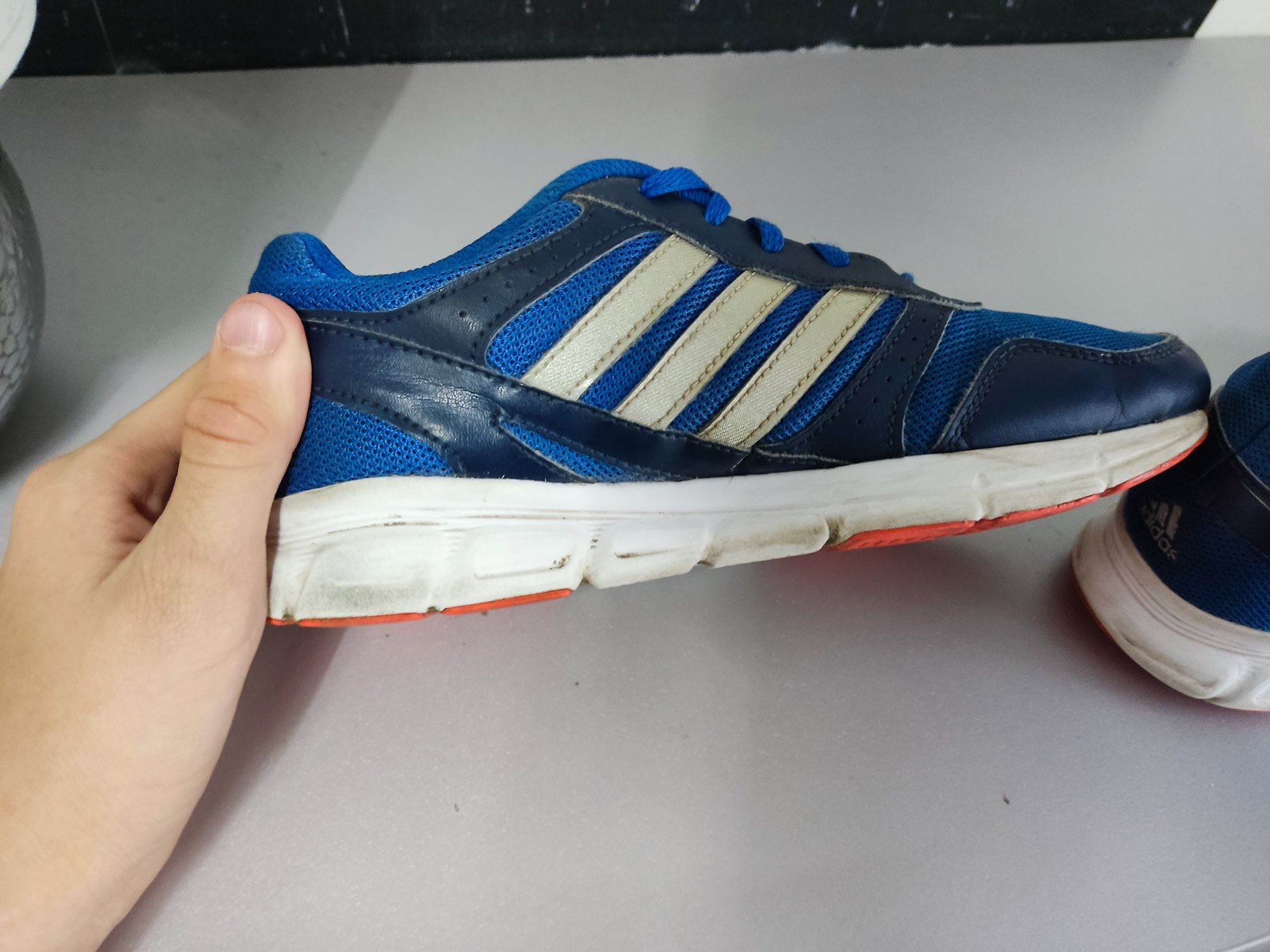 Красовки adidas 38