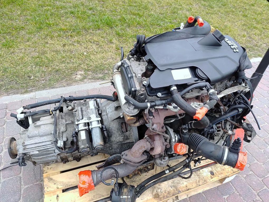 Silnik kompletny Iveco Daily 2.3 F1AE0481H  motor engine