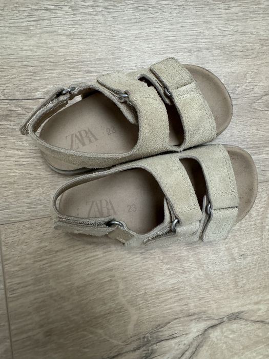 Sandalki chlopiece Zara 23