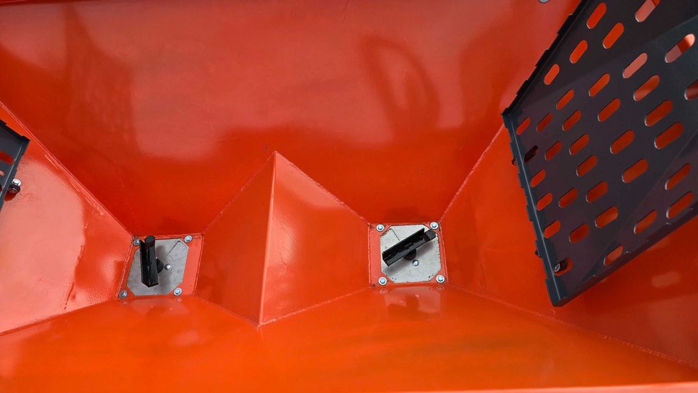 Rozsiewacz nawozów Dwutarczowy od 400l do 1200l Hydraulika Plandeka