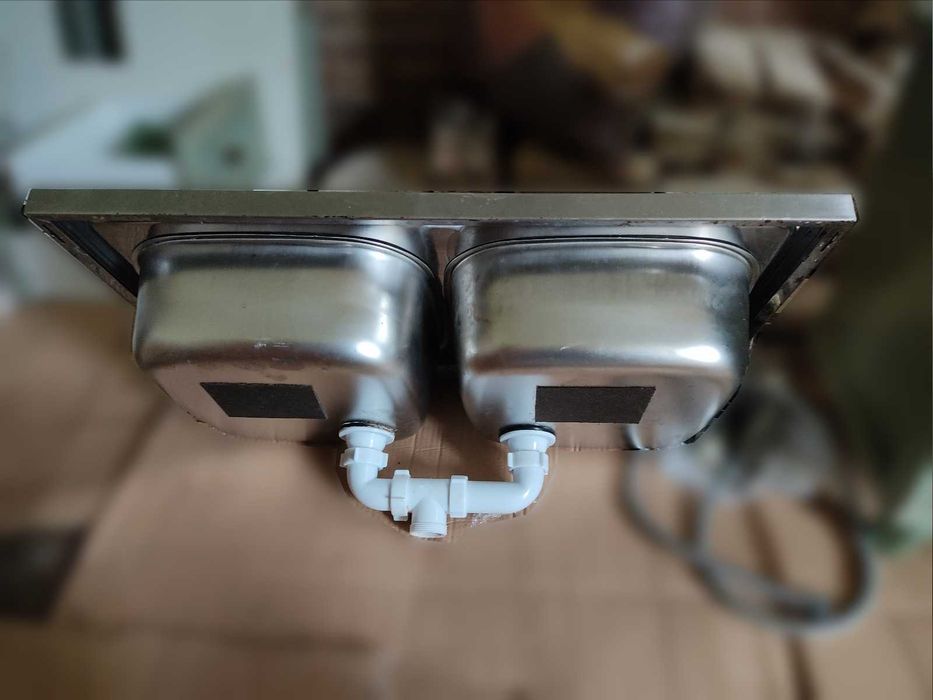 Zlew kuchenny z szafką lub osobno