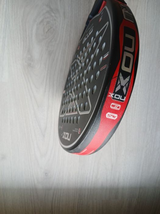 Raquete NOX AT 10 Genius 18K + GRIP CUSTUM NOX NOVO