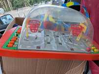 Brinquedo de mesa de basquetebol