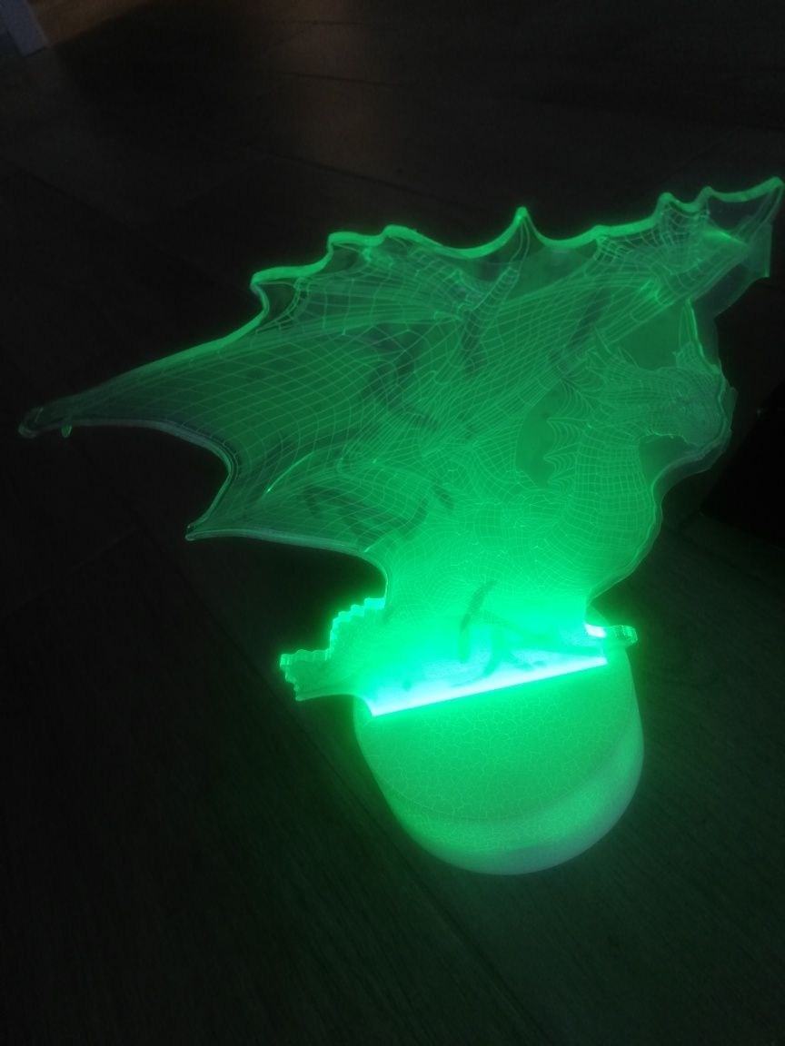 Lampka LED Dragon 3D 16 kolorów z pilotem.