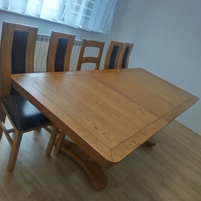 Duży stół dębowy rozkładany 10 - 12 osobowy