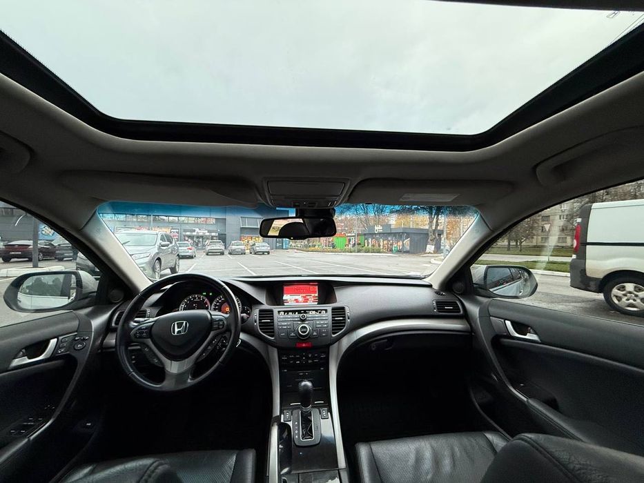 Продам Honda Accord 2008г 47 тыс км автомат