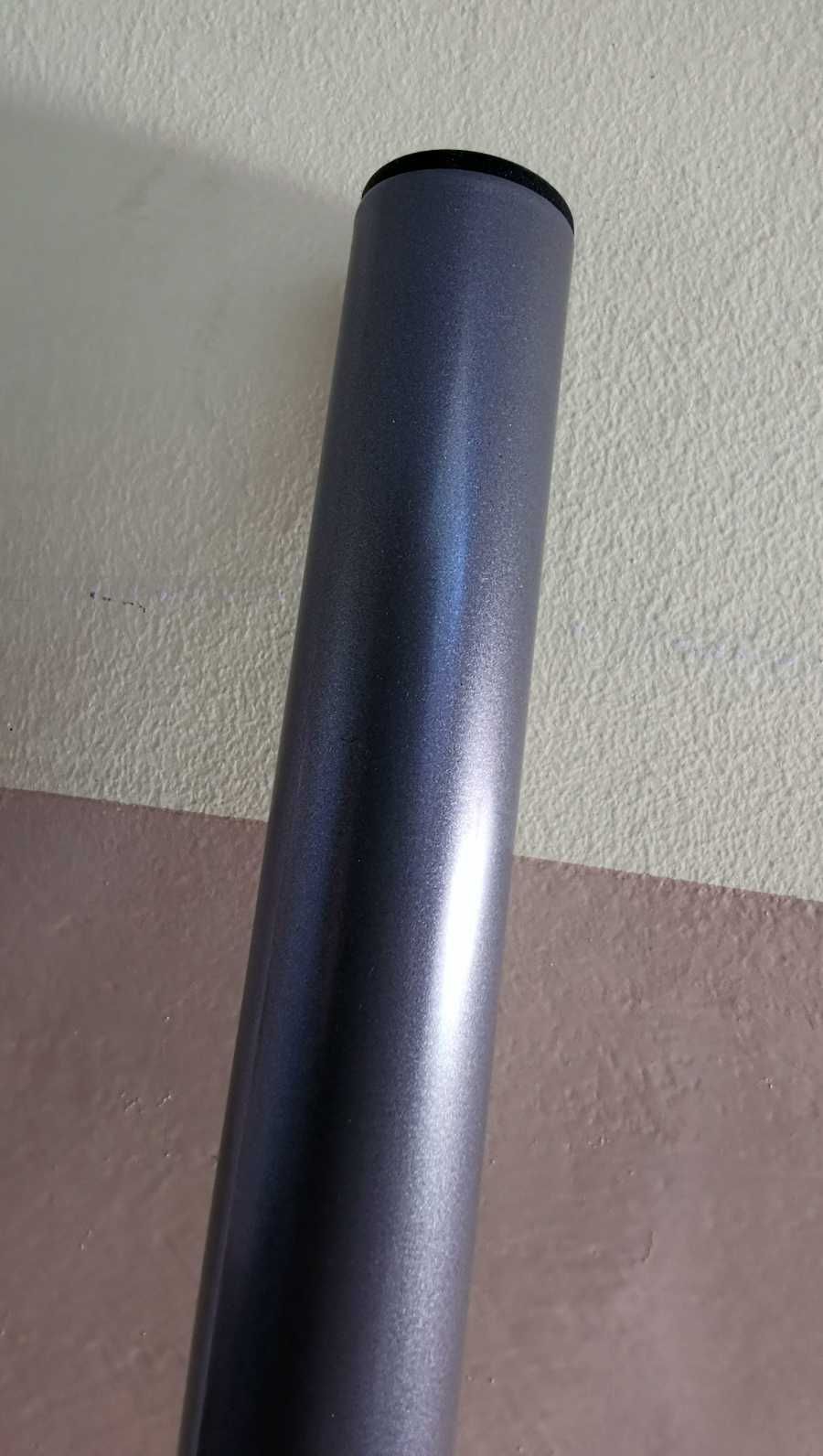 Słupek aluminiowy, lakierowany, 170 cm.