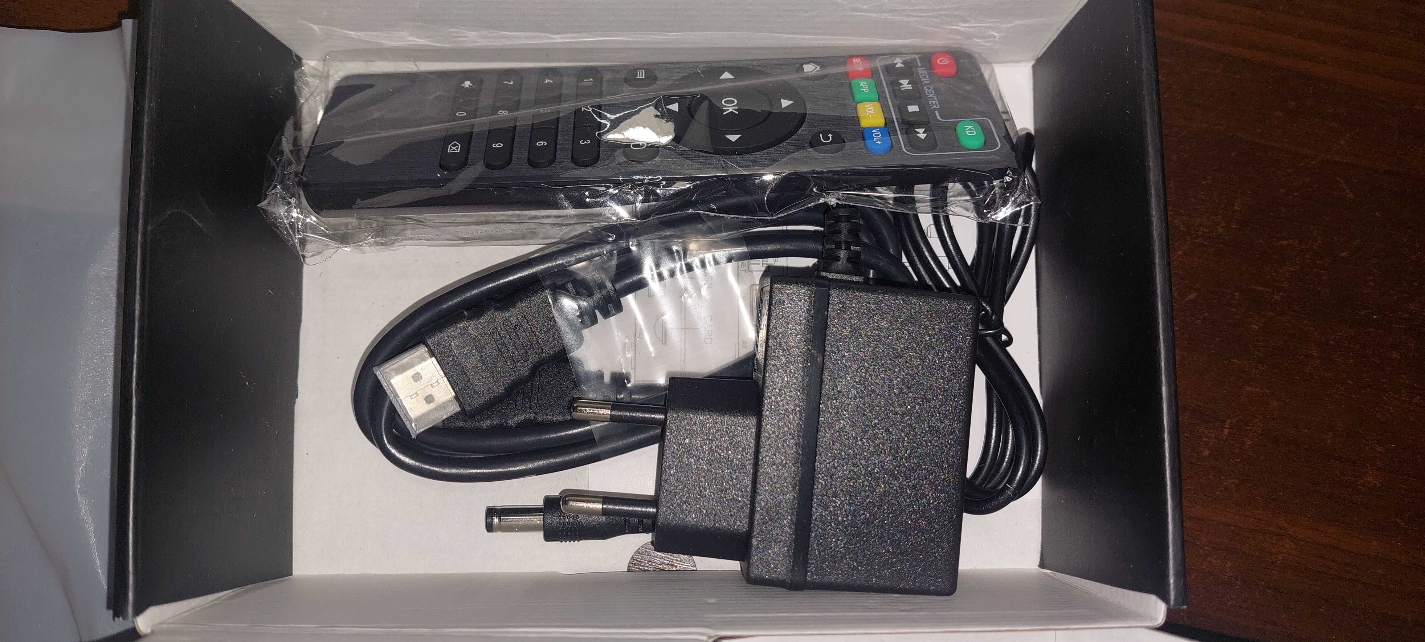 ТВ Смарт приставка X96Q з IPTV каналами