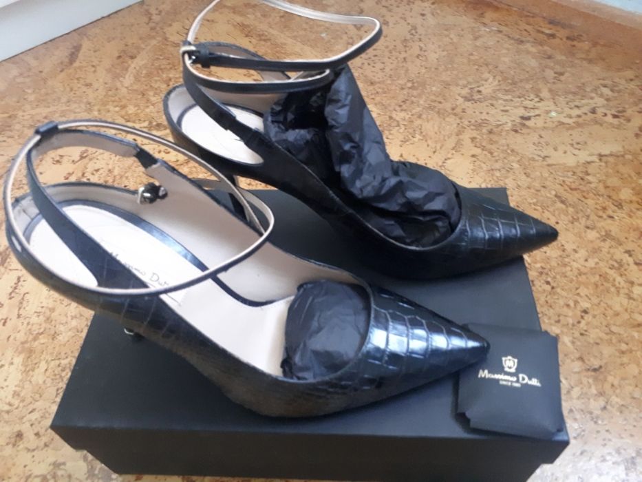 Szpilki czarne massimo dutti r.40 jak nowe