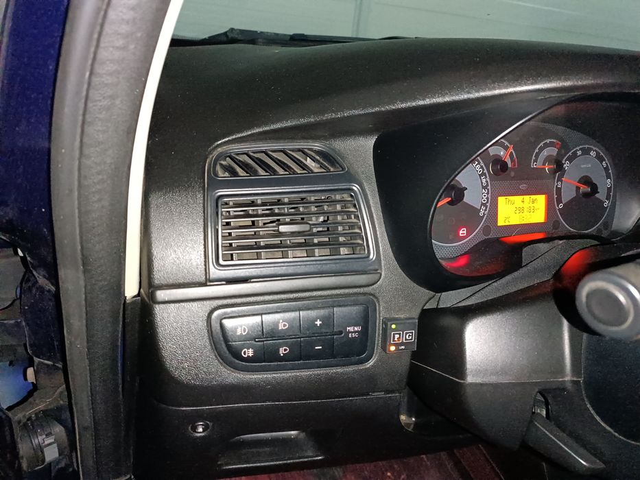 Fiat linea 2007 рік