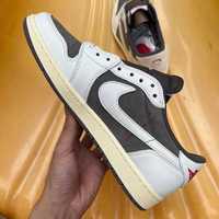 Jordan 1 Retro Low OG SP
Travis Scott Reverse Mocha