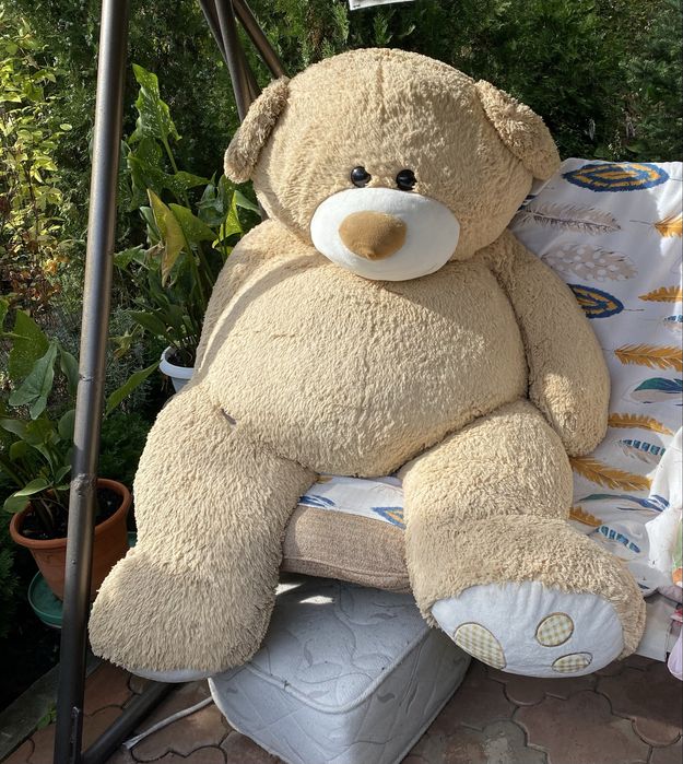 Продам великого мішку 1, 5 метра плюшевий ведмідь