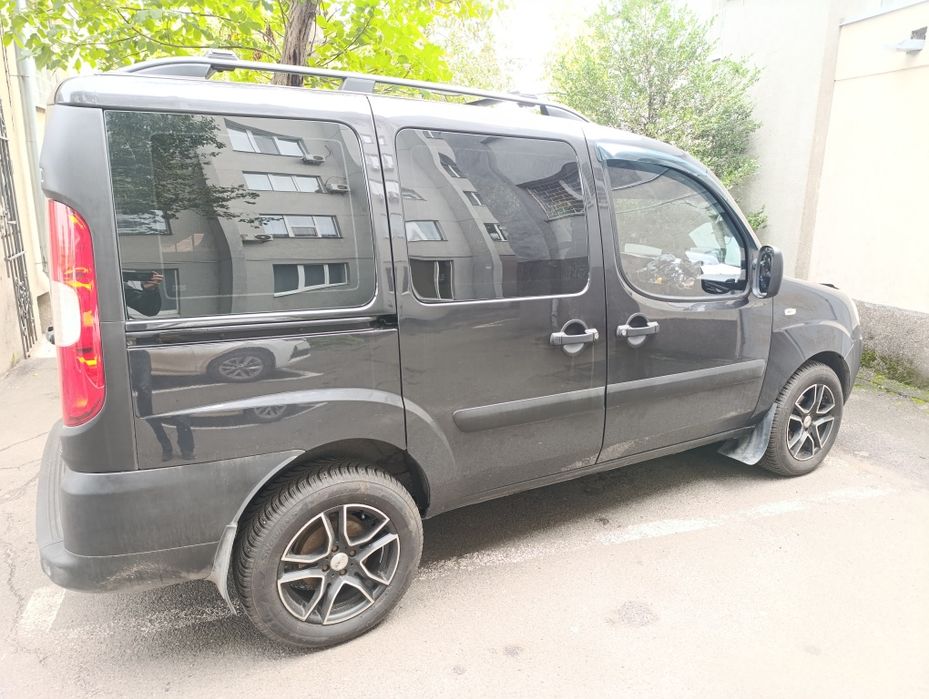 Fiat doblo 223 9-го года випуска 1.3 multijet