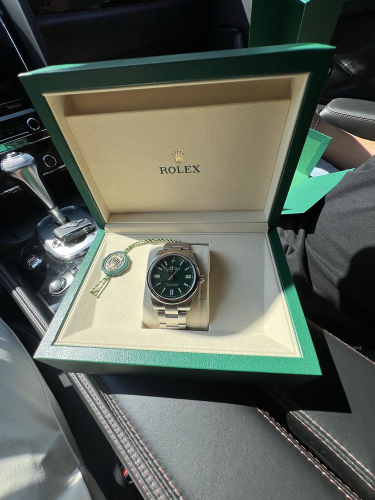 Rolex Oyster Perpetual 41 – Mostrador Verde