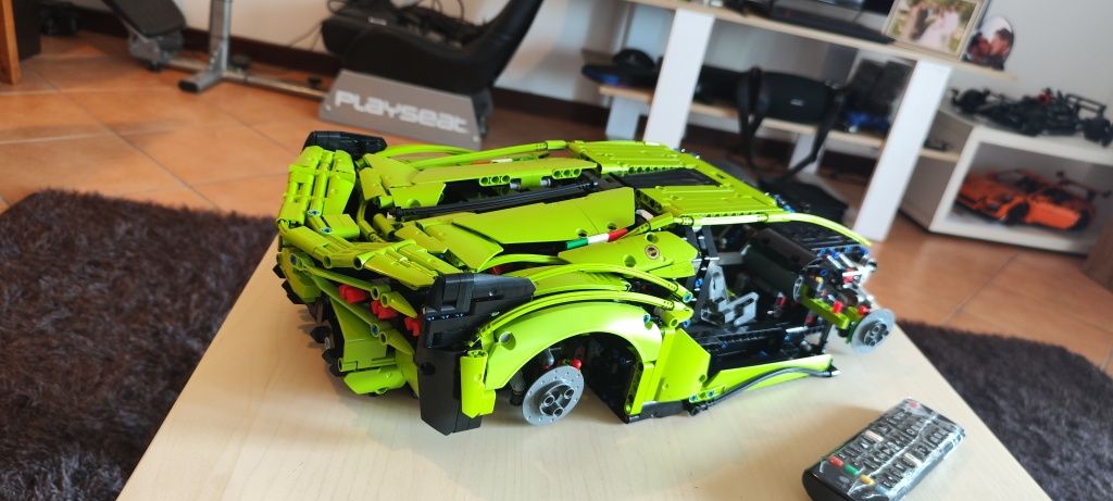 Lego technic Ferrari/Lamborghini/Porsche/ Bugatti