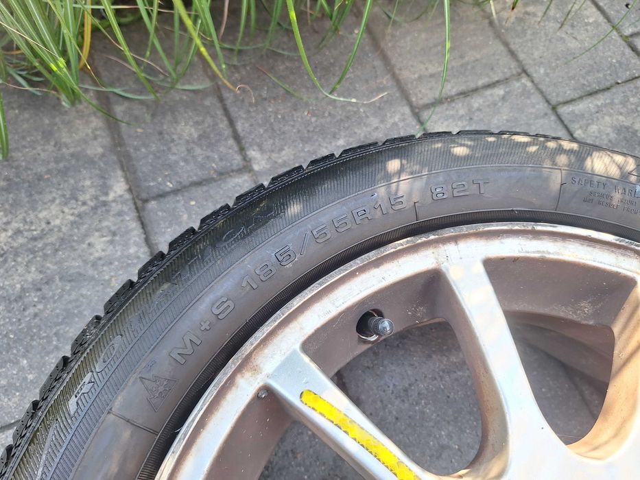Felgi aluminiowe 15 cali rozstaw 4x114,3 Volvo V40 S40 Carisma Mazda
