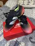 Vendo chuteiras new balance