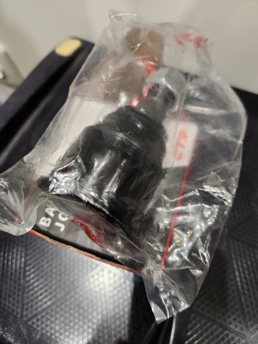 Honda Accord шаровая опора 2011-2012 год