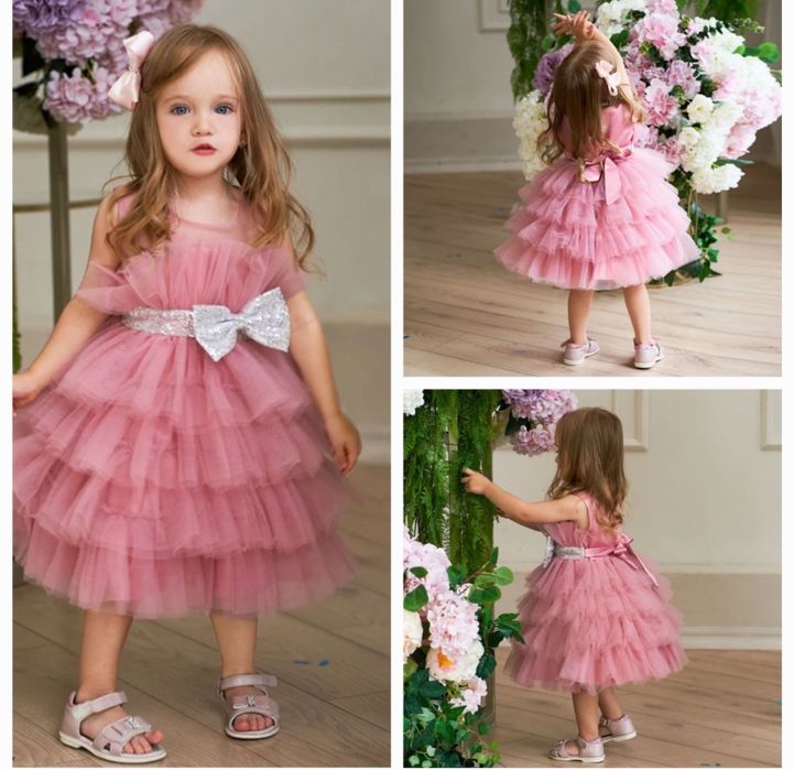 Продам платье на год