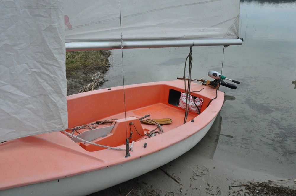 Żaglówka rodzinna jacht jak Omega4,5metra Kompletna może być wędkarska