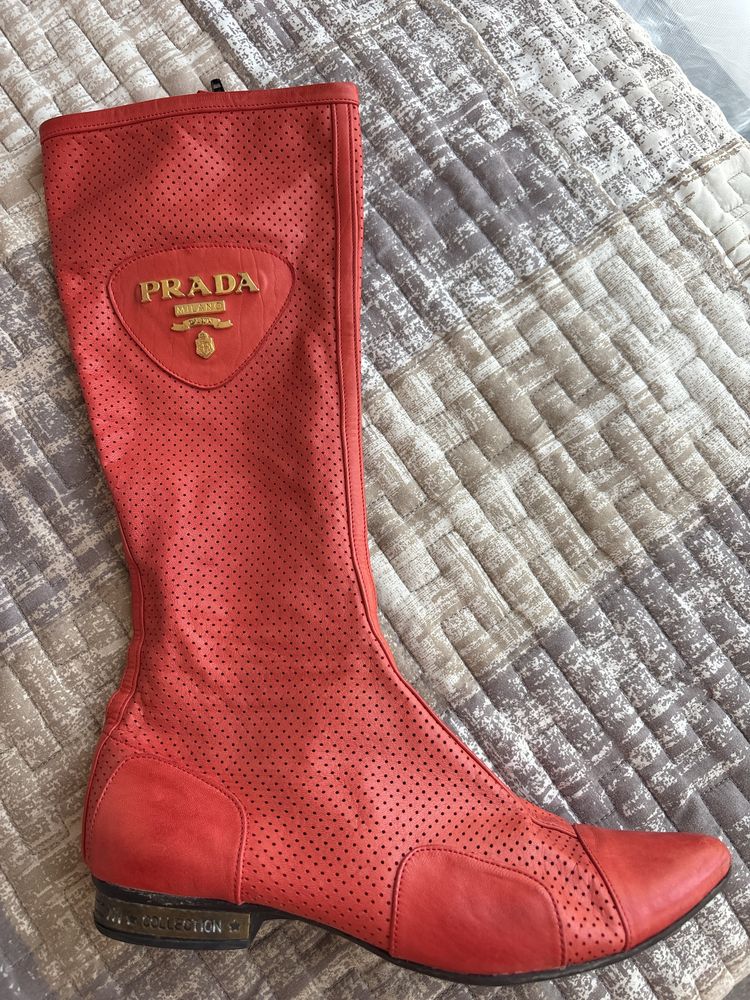 Сапоги Оригинал Prada 700 грн