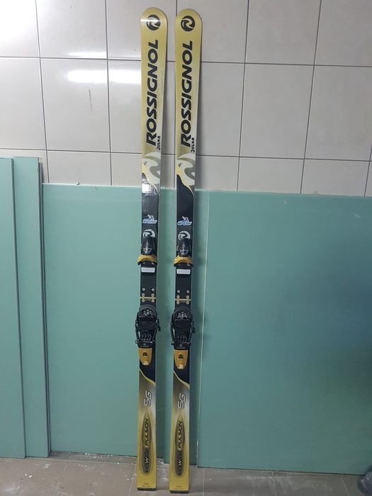 Narty Rossignol SG