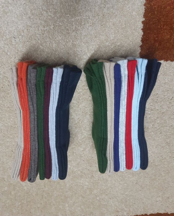 14 pares de  meias de criança