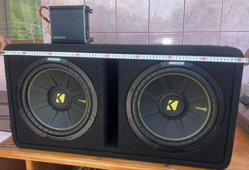 Сабвуфер KICKER з Підсилювачом
