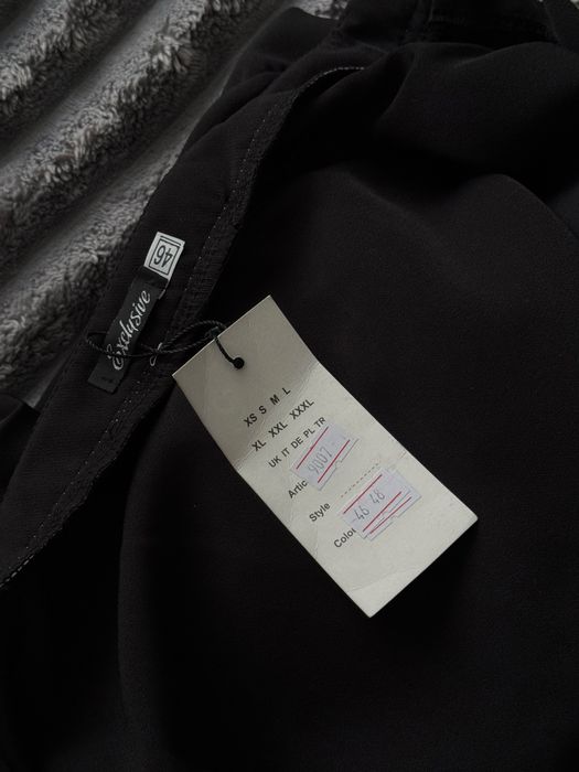 Чорна сукня, сукня, коротка сукня, святкова сукня, сукня з рюшами