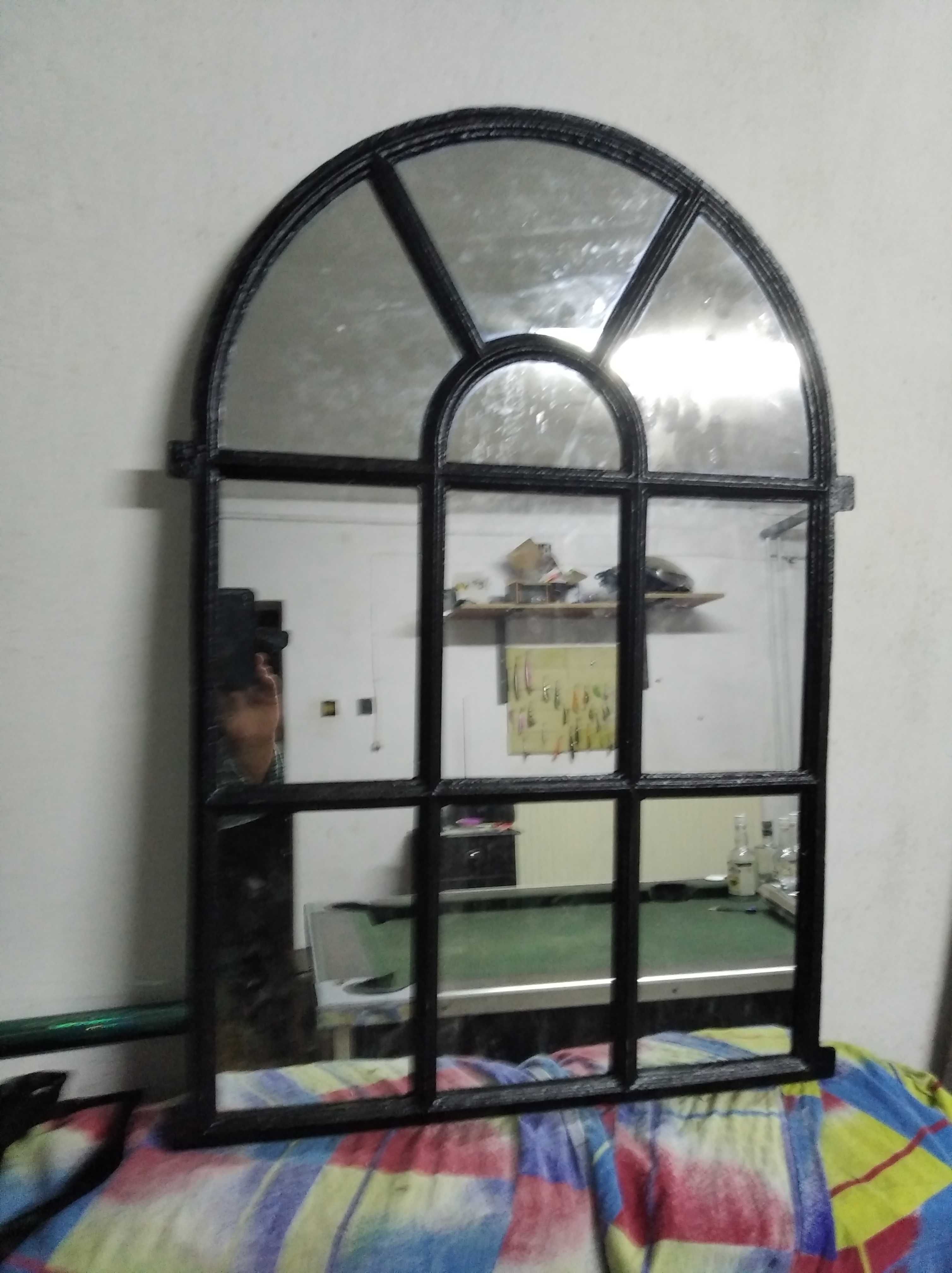 stare okno żeliwne z lustrem