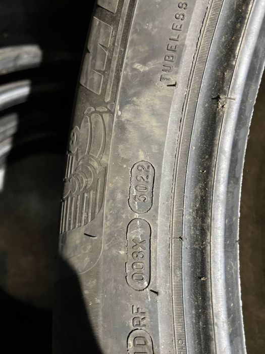 Комплект зимової гуми 275/50/20 Michelin