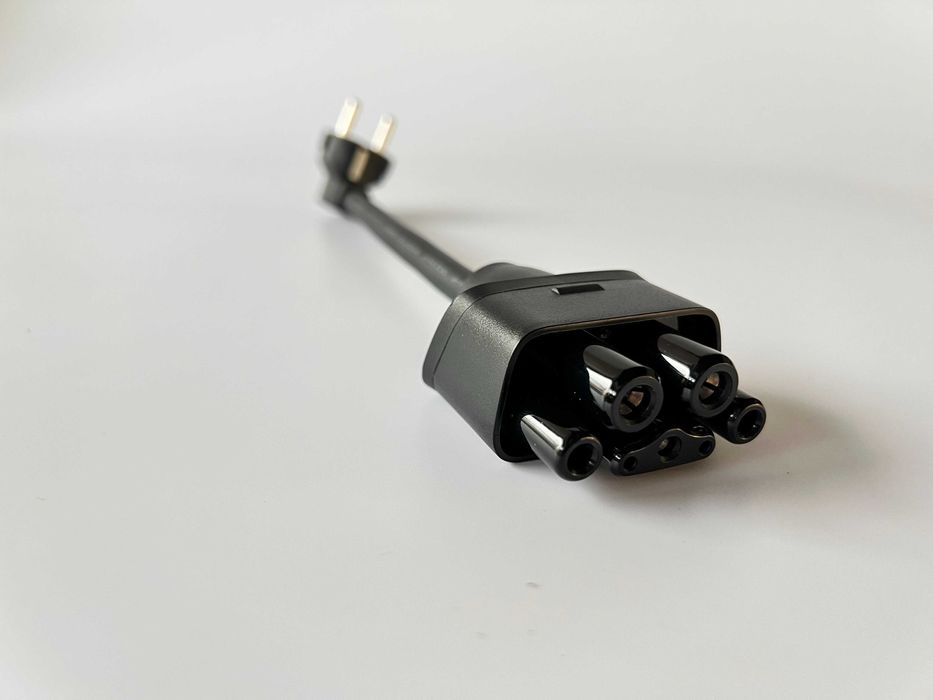 Адаптер (хвіст) на 16А для оригінальної зарядки Tesla Mobile Connector