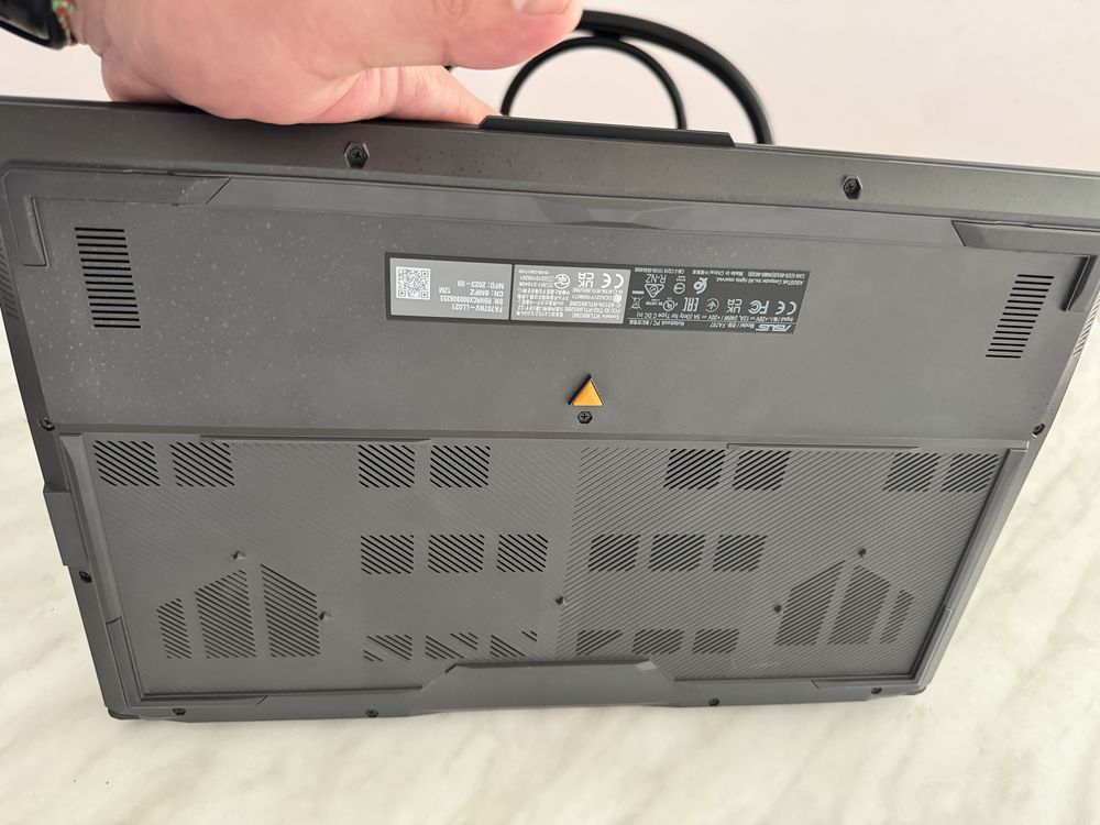 Продам ігровий ноутбук ASUS