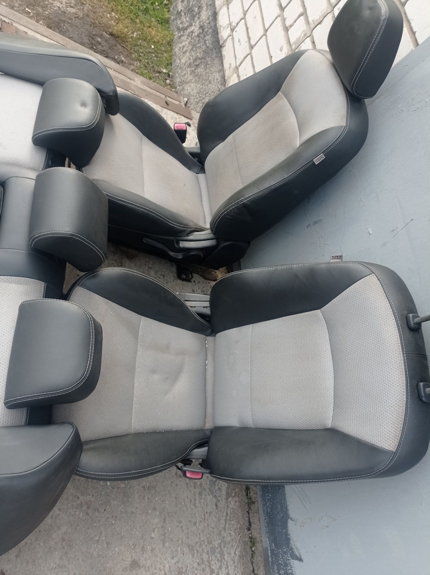 Салон сидіння кожа сиденья Mitsubishi Lancer Митсубиси лансер