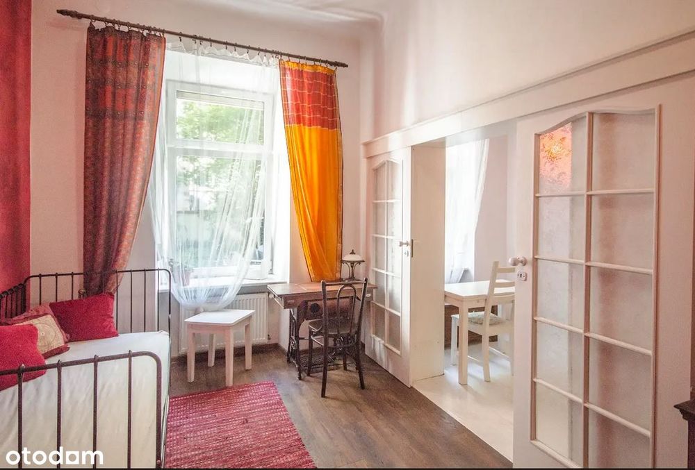 Kraków, Stare Podgórze, 2 pokoje, po remoncie, cisza, od ogródka