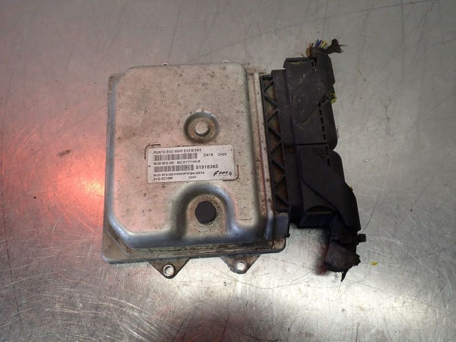 KOMPUTER SILNIKA FIAT PUNTO 2012 1.3 M-JET 51918365