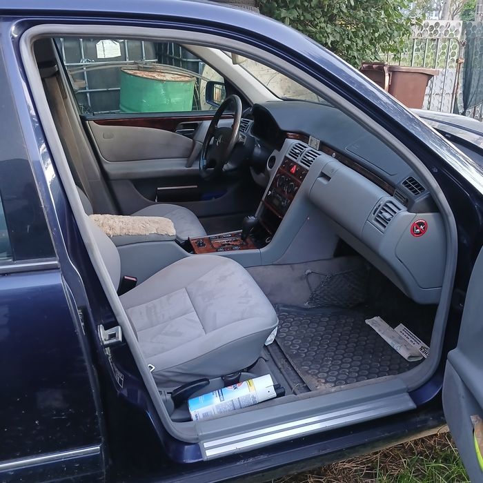 Mercedes W210  2.9TD