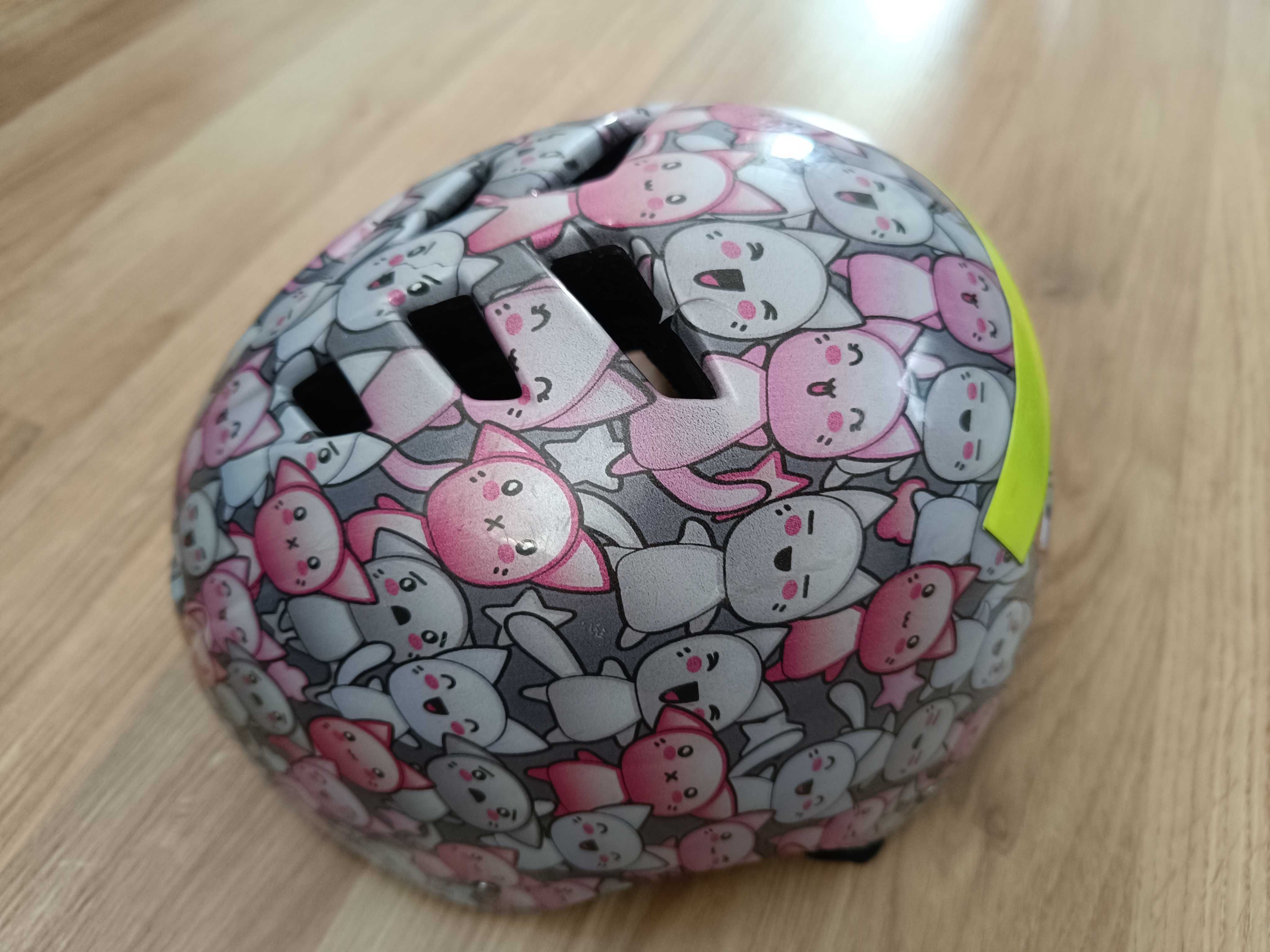 Kask w kotki 49/53