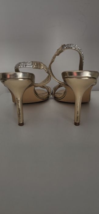 Złote sandały na szpilce 41 cyrkonie