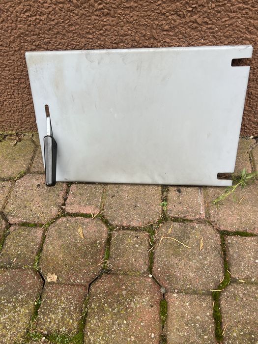 Dzrzwiczki do pieca zębiec