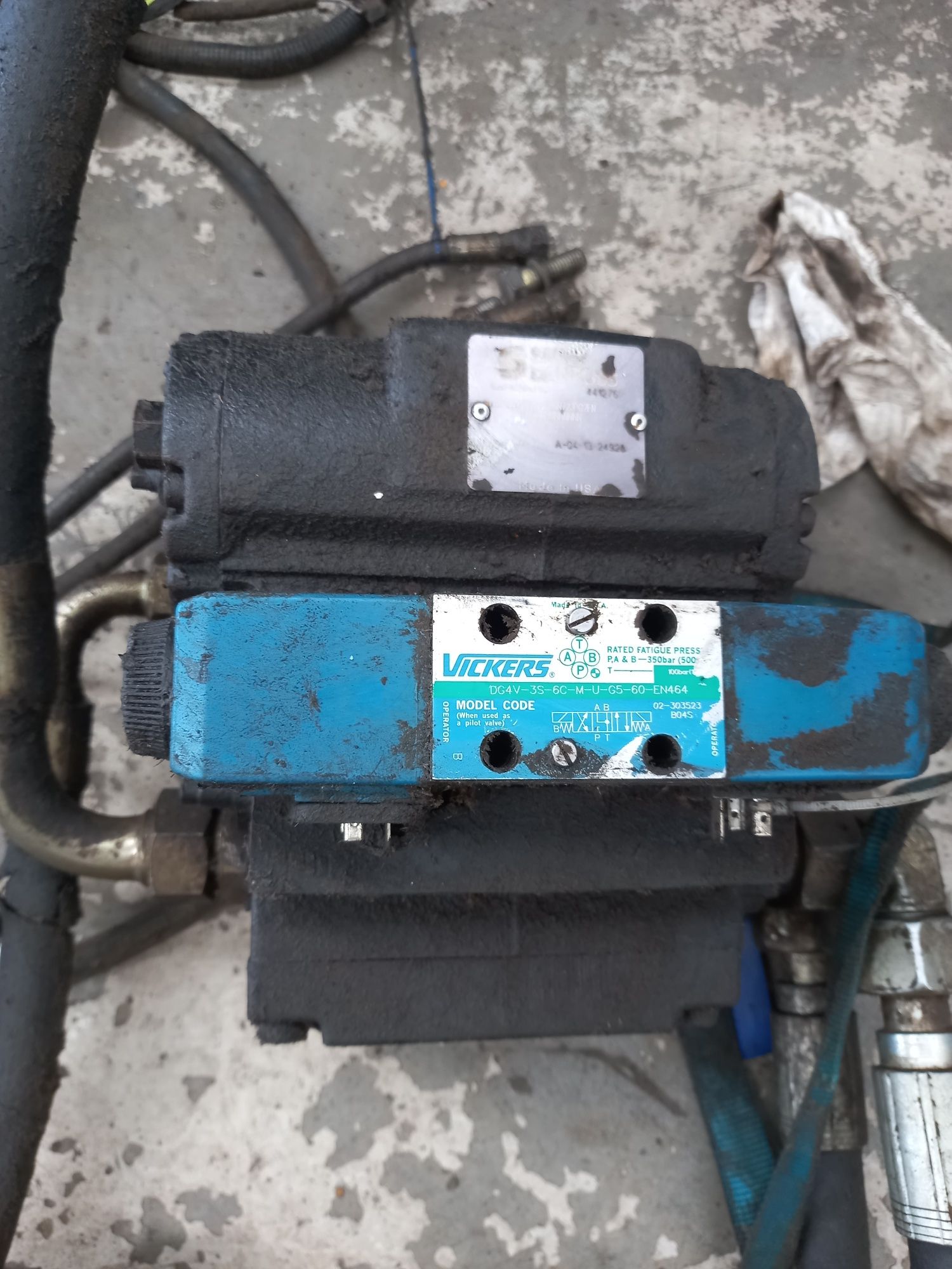 Pompa Sauer danfoss do traktora renault ergos od napedu kosiarki