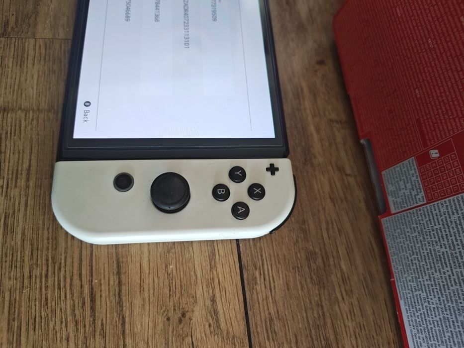Konsola Nintendo Switch OLED! Sprzedam ! Super zestaw !