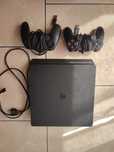 Konsola Sony PS 4 dysk 1 Tera 2 pady