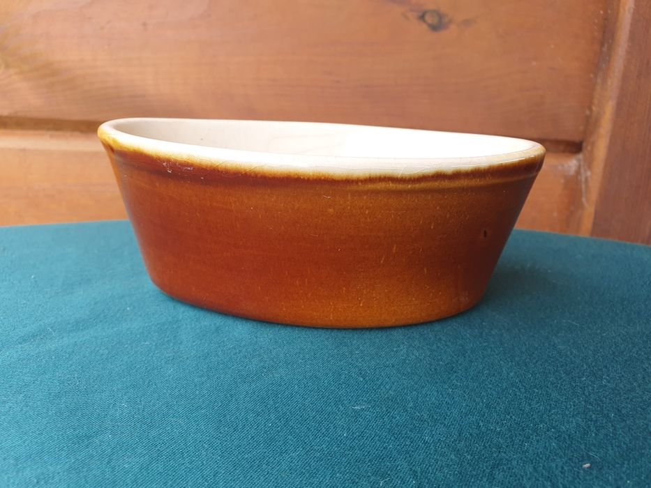 Ceramiczne,owalne naczynie