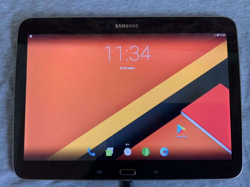 Планшет Samsung Galaxy Tab-3, экран 10.1 дюйма. Без нюансов