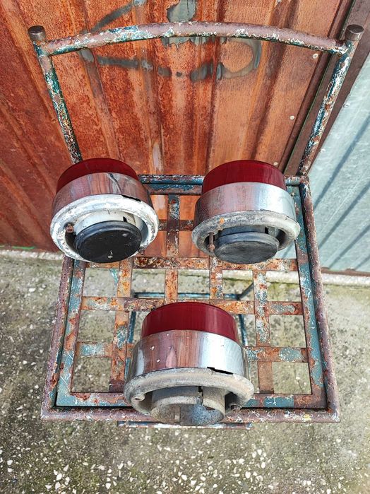 Ford Taunus 17M (P3) Sedan e Coupé Farolim